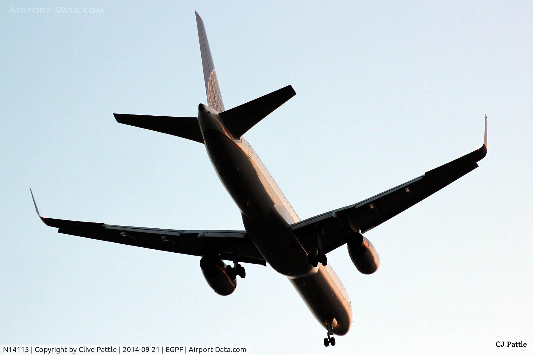 N14115, 1995 Boeing 757-224 C/N 27557, Finals to Glasgow