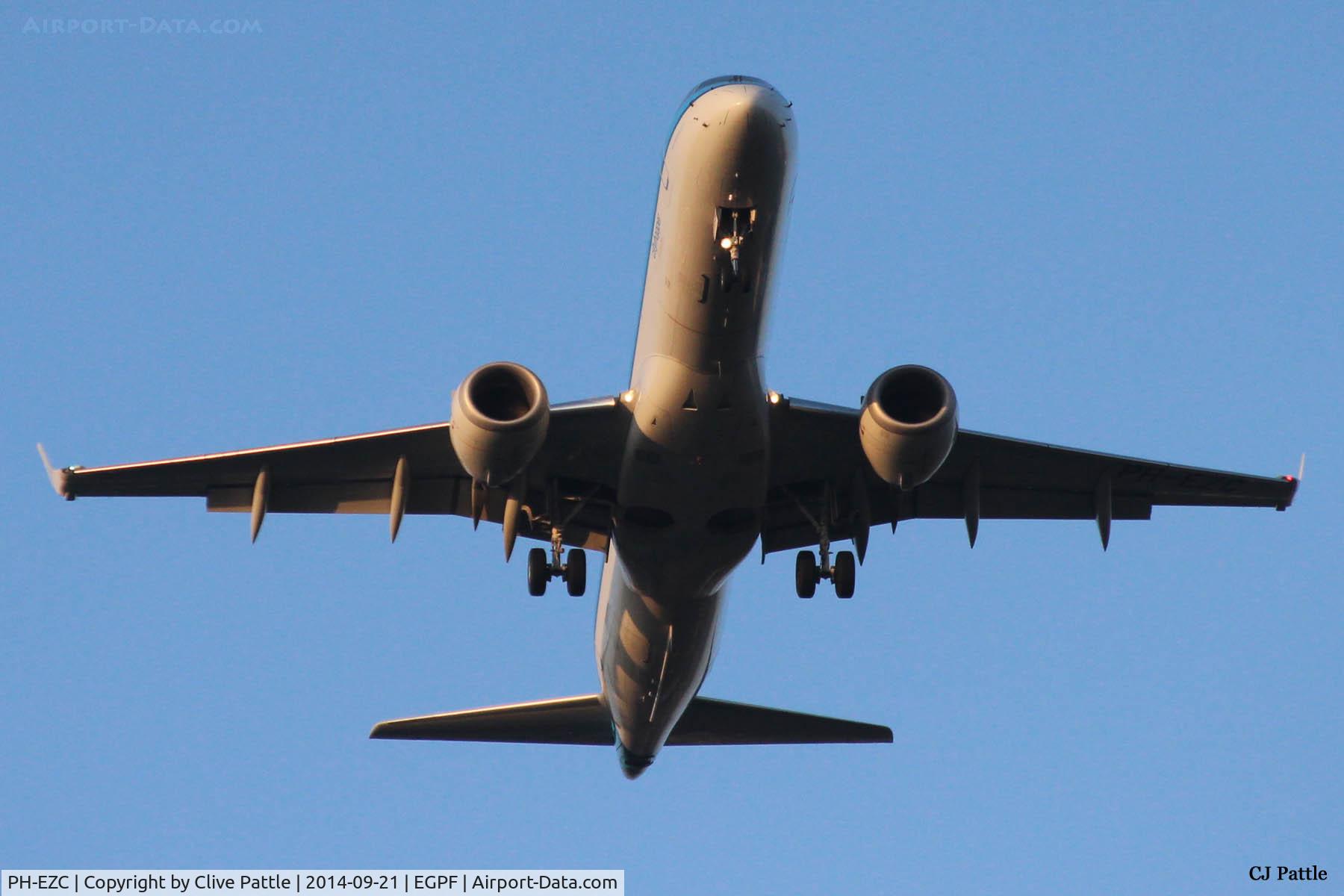 PH-EZC, 2008 Embraer 190LR (ERJ-190-100LR) C/N 19000250, Approaching EGPF
