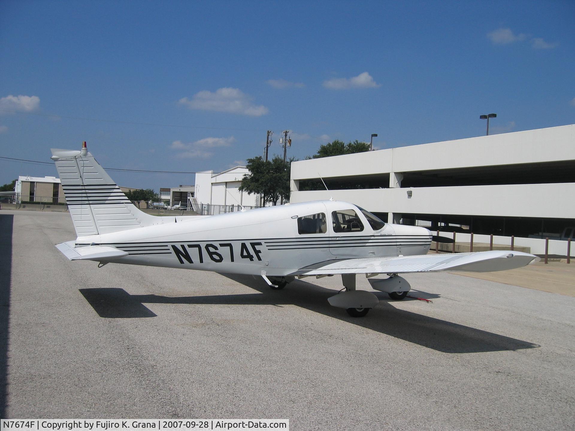 N7674F, 1976 Piper PA-28-140 Cherokee C/N 28-7725101, 1976 Piper PA-28-140