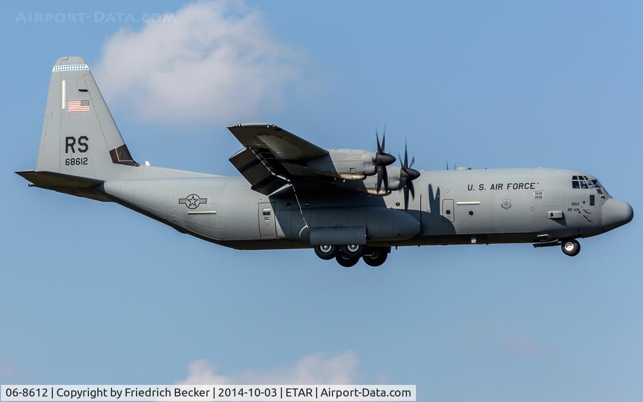 06-8612, 2006 Lockheed Martin C-130J-30 Super Hercules C/N 382-5621, on final RW08