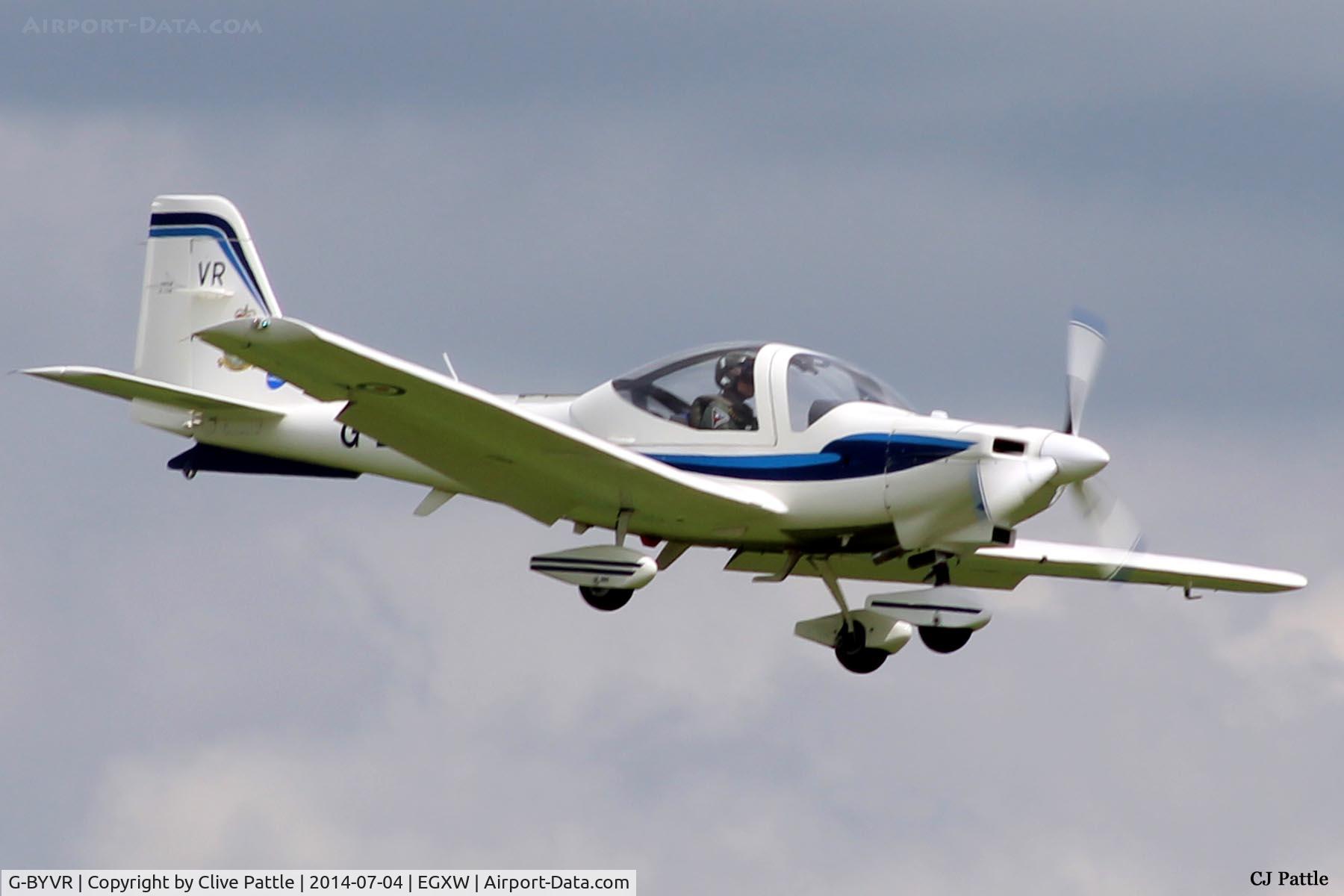 G-BYVR, 2000 Grob G-115E Tutor T1 C/N 82127/E, On approach to Waddington Airshow 2014