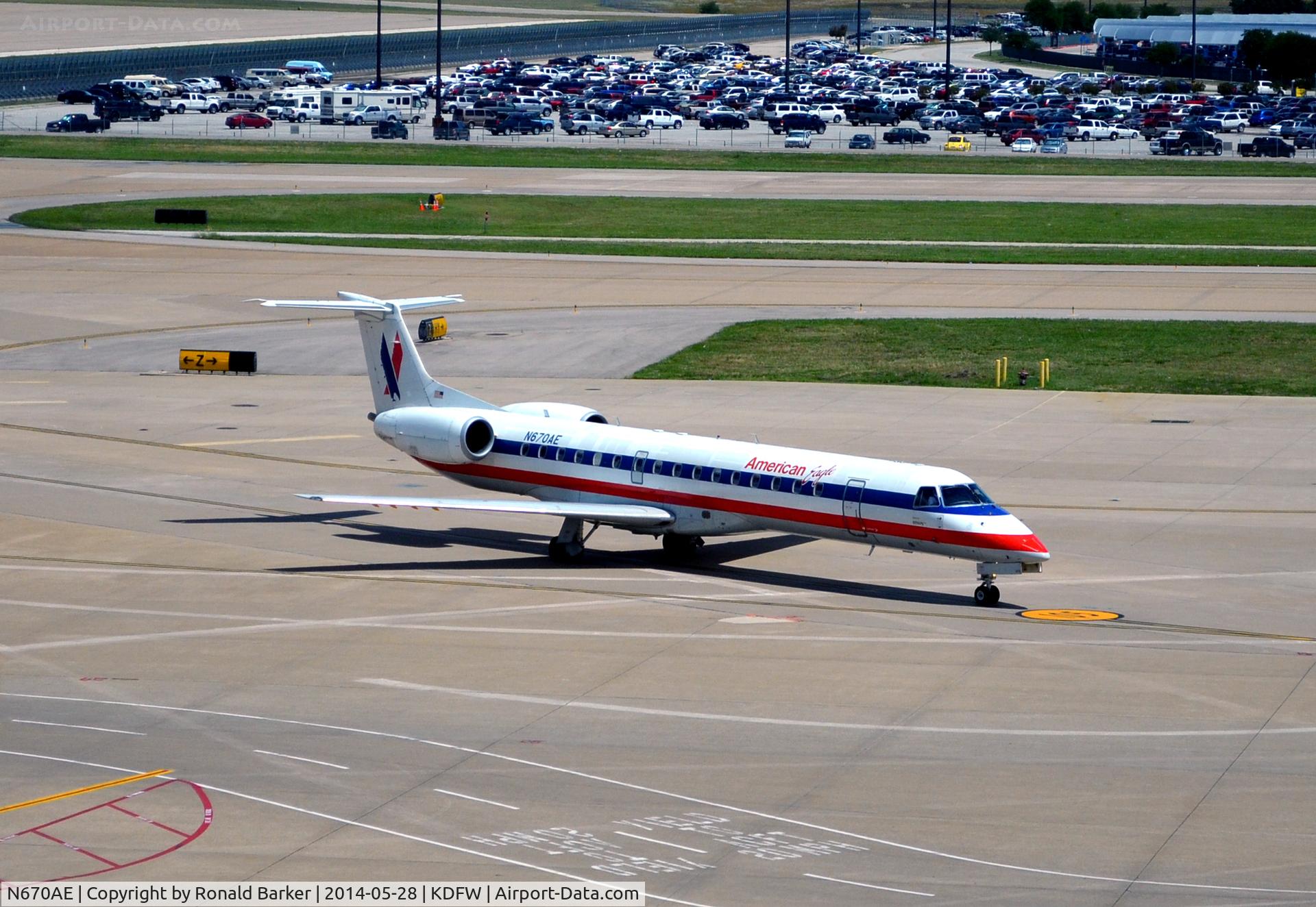 N670AE, 2004 Embraer ERJ-145LR (EMB-145LR) C/N 145790, Taxi DFW