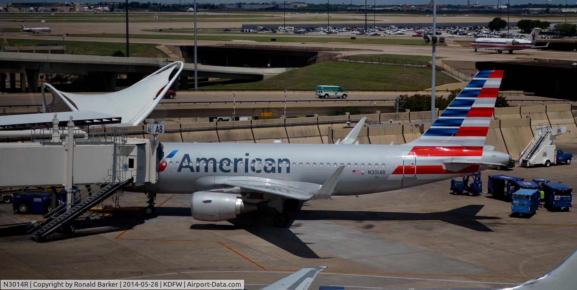 N3014R, 2013 Airbus A319-115 C/N 5842, Gate A8 DFW  Note the new Airbus winglet design!!