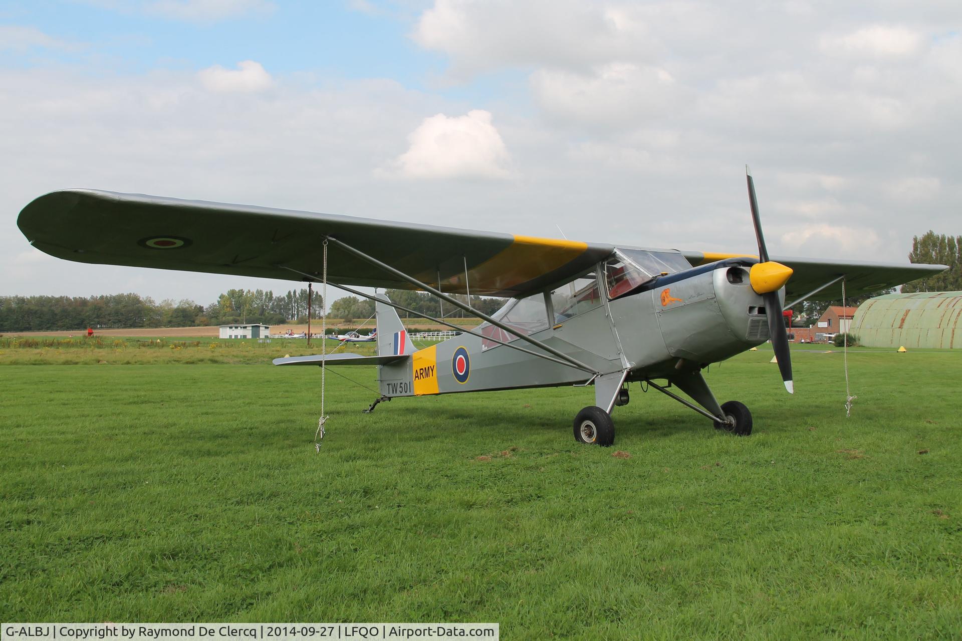 G-ALBJ, 1945 Taylorcraft J Auster 5 C/N 1831, Fly-in at Lille-Marcq.  Now with TW501 markings.