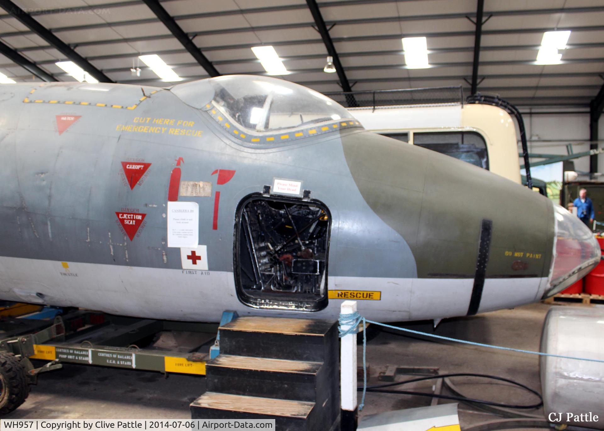 WH957, English Electric Canberra B.2 C/N SH1682, Cockpit on display at East Kirkby