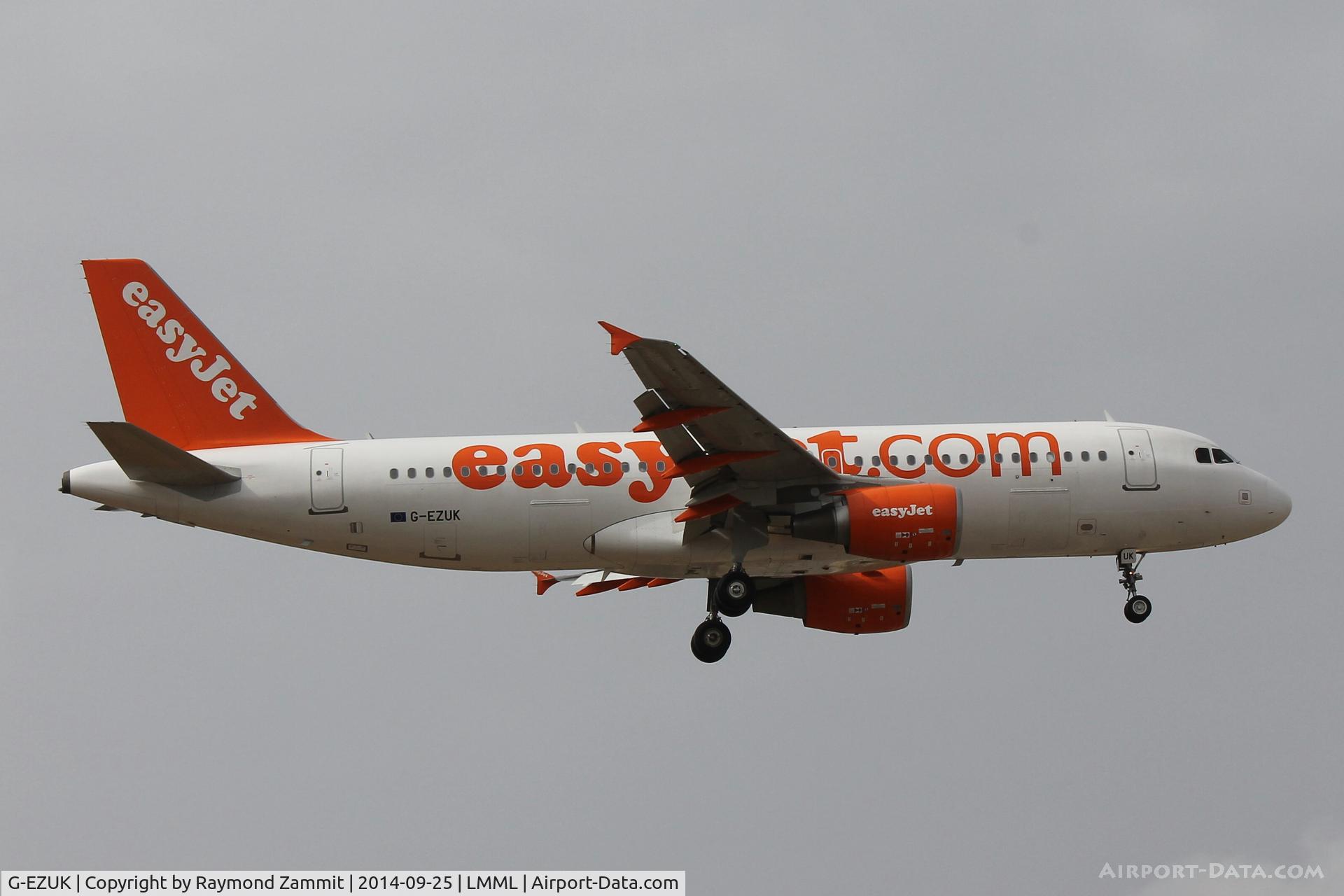 G-EZUK, 2011 Airbus A320-214 C/N 4749, A320 G-EZUK Easyjet