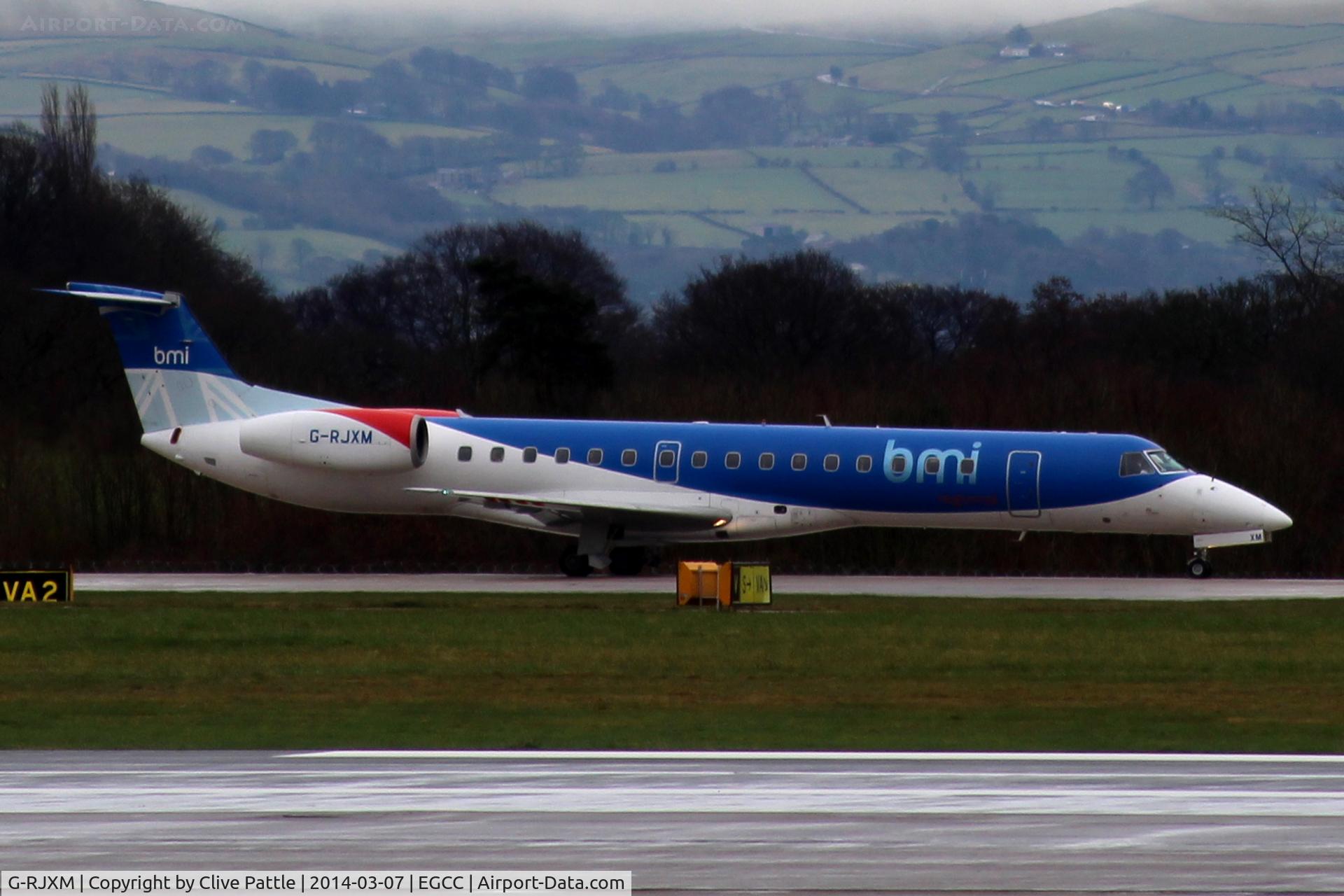 G-RJXM, 2000 Embraer ERJ-145MP (EMB-145MP) C/N 145216, Ready for take-off