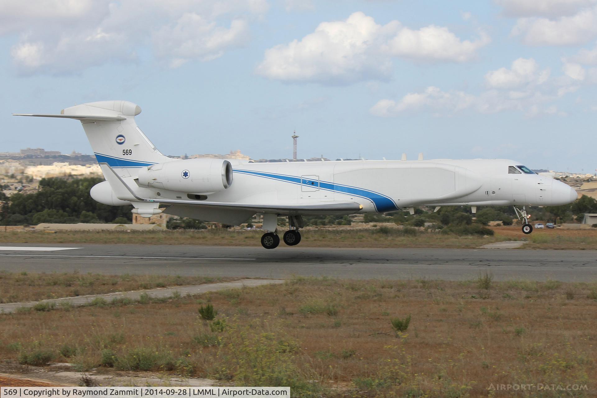 569, 2005 Gulfstream Aerospace GV SP (G550) Eitam C/N 5069, Gulfstream G550 Eitam 569 of Israeli Air Force on final approach to RW05 in Malta.