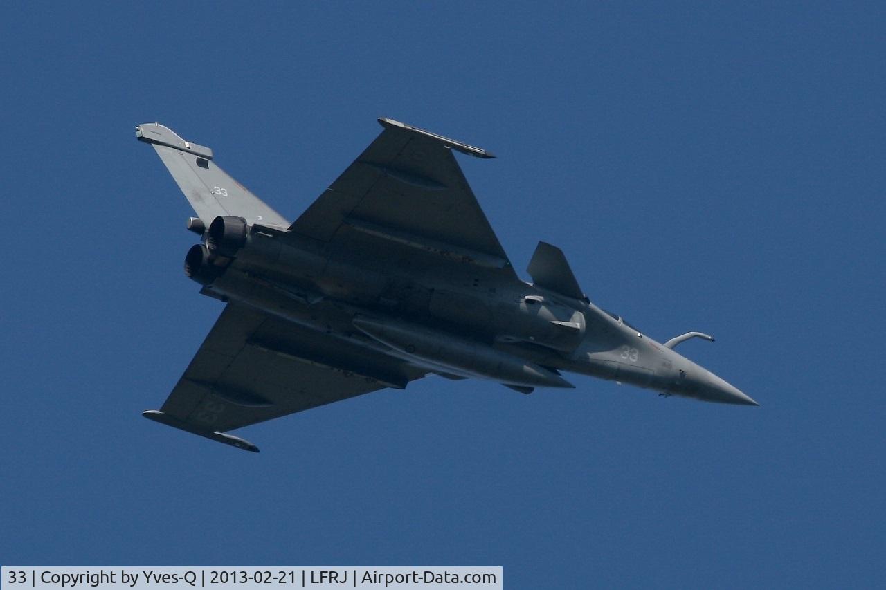 33, Dassault Rafale M C/N 33, French Naval Aviation Dassault Rafale M, Tate off Rwy 08, Landivisiau Naval Air Base (LFRJ)