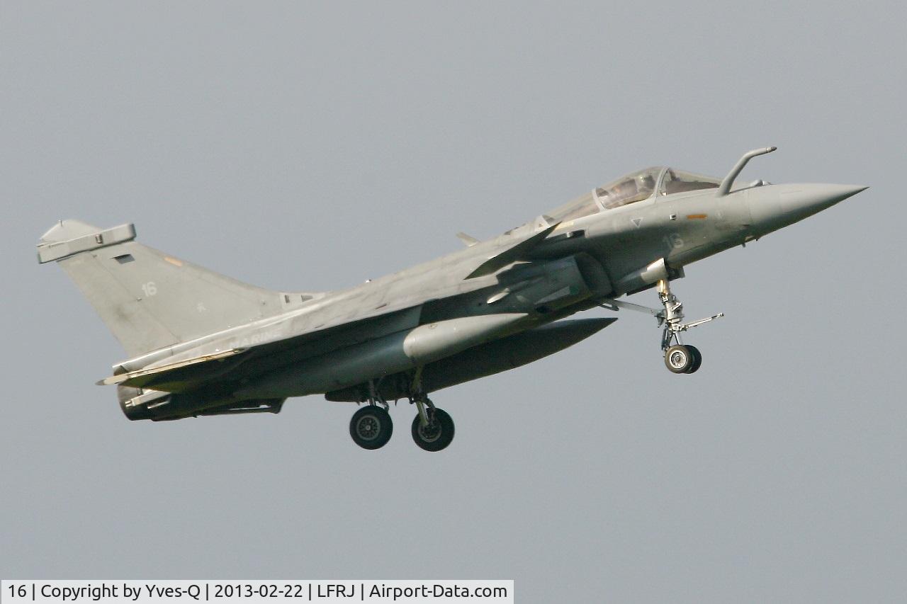 16, Dassault Rafale M C/N 16, French Naval Aviation Dassault Rafale M, Short Approach Rwy 08, Landivisiau Naval Air Base (LFRJ)