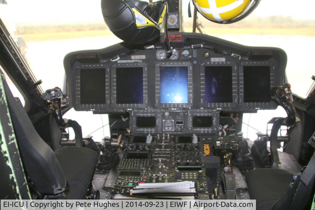 EI-ICU, 2006 Sikorsky S-92A C/N 920034, EI-ICU S92 cockpit shot in the Coasrguard hangar at Waterford