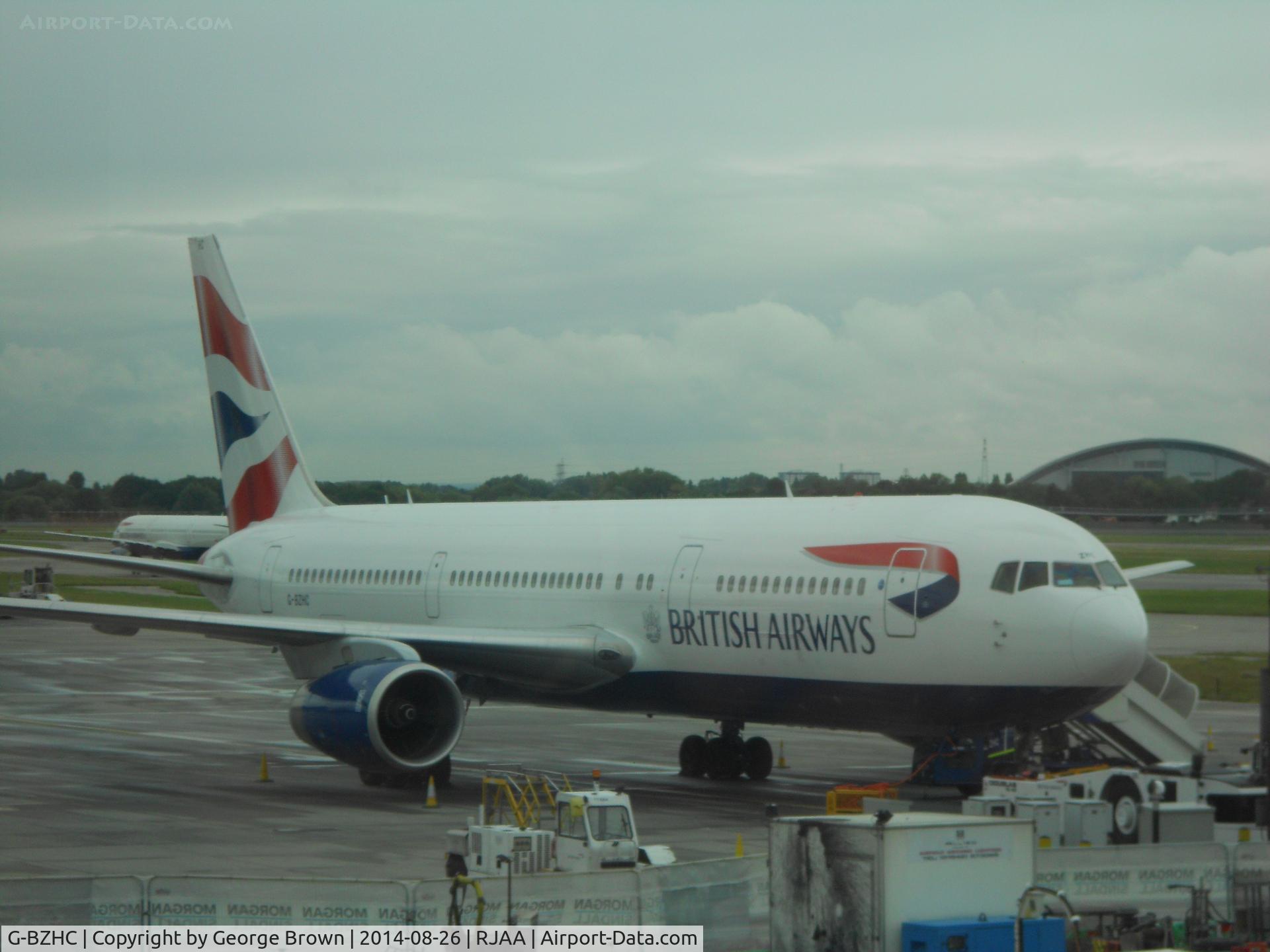 G-BZHC, 1998 Boeing 767-336 C/N 29232, At RJAA