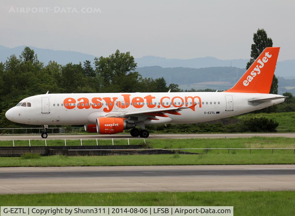G-EZTL, 2009 Airbus A320-214 C/N 4012, Taxiing holding point rwy 16 for departure...