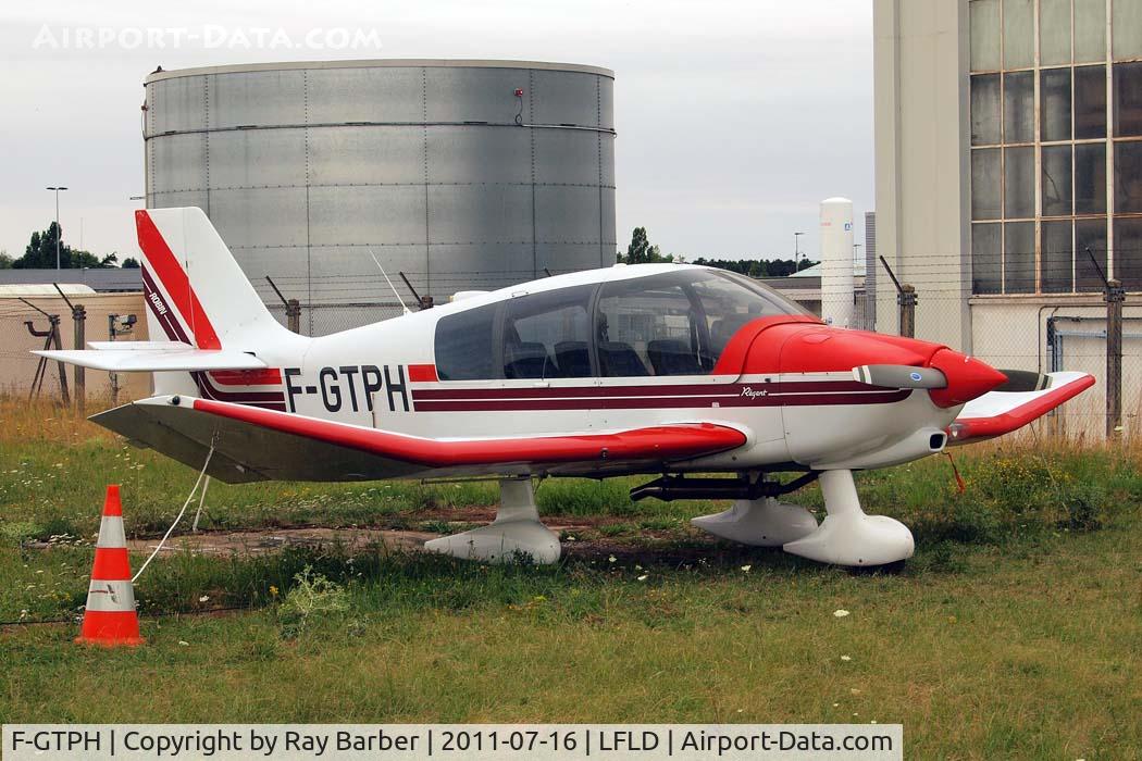 F-GTPH, Robin DR-400-180 Regent Regent C/N 2410, Robin DR.400/180 Regent [2410] Bourges~F 16/07/2011