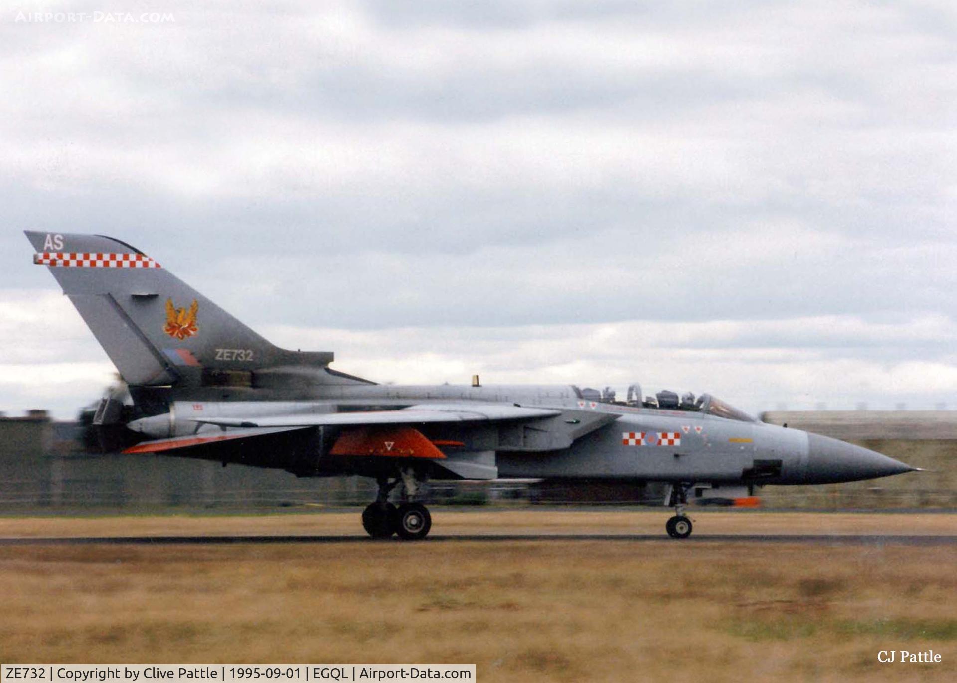 ZE732, 1987 Panavia Tornado F.3 C/N AS048/660/3296, Scanned from print. Pictured at Leuchars in September 1995 whilst coded AS with 56 R Sqn