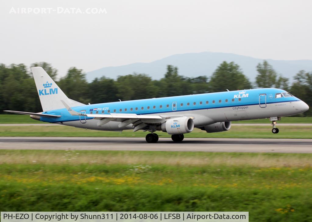 PH-EZO, 2010 Embraer 190LR (ERJ-190-100LR) C/N 19000345, Landing rwy 16