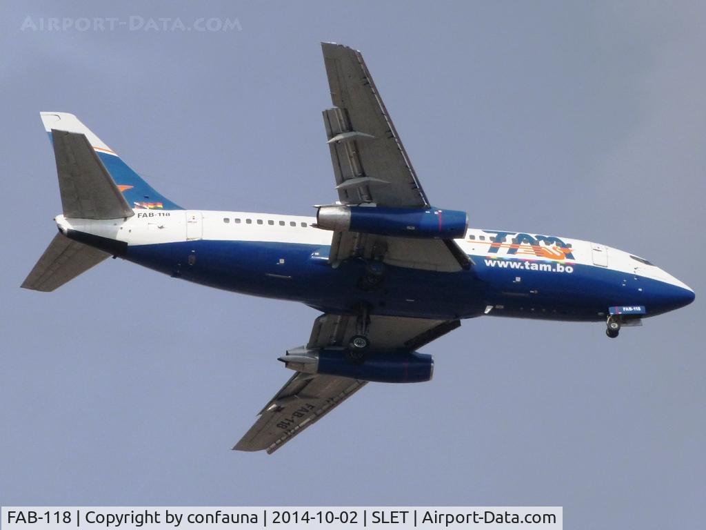FAB-118, Boeing 737-230 C/N 22139, Leaving El Trompillo