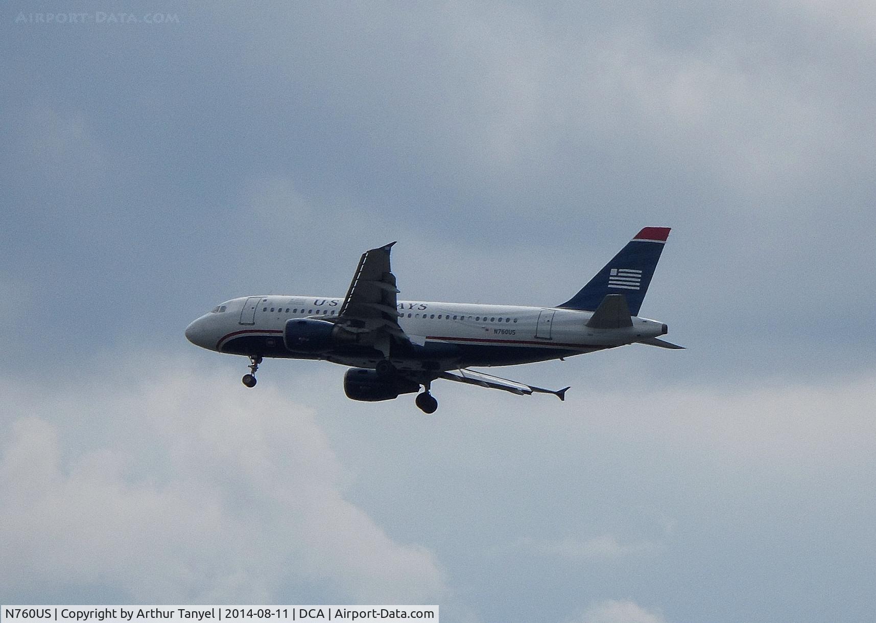 N760US, 2000 Airbus A319-112 C/N 1354, Landing @ DCA