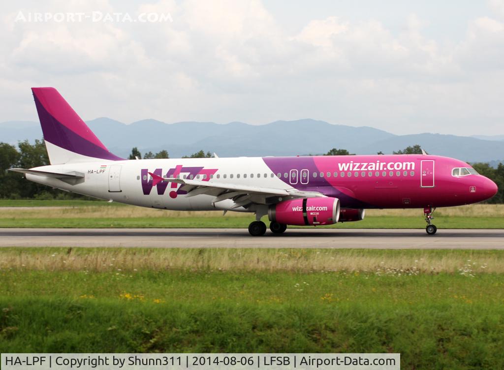 HA-LPF, 2002 Airbus A320-233 C/N 1834, Landing rwy 16