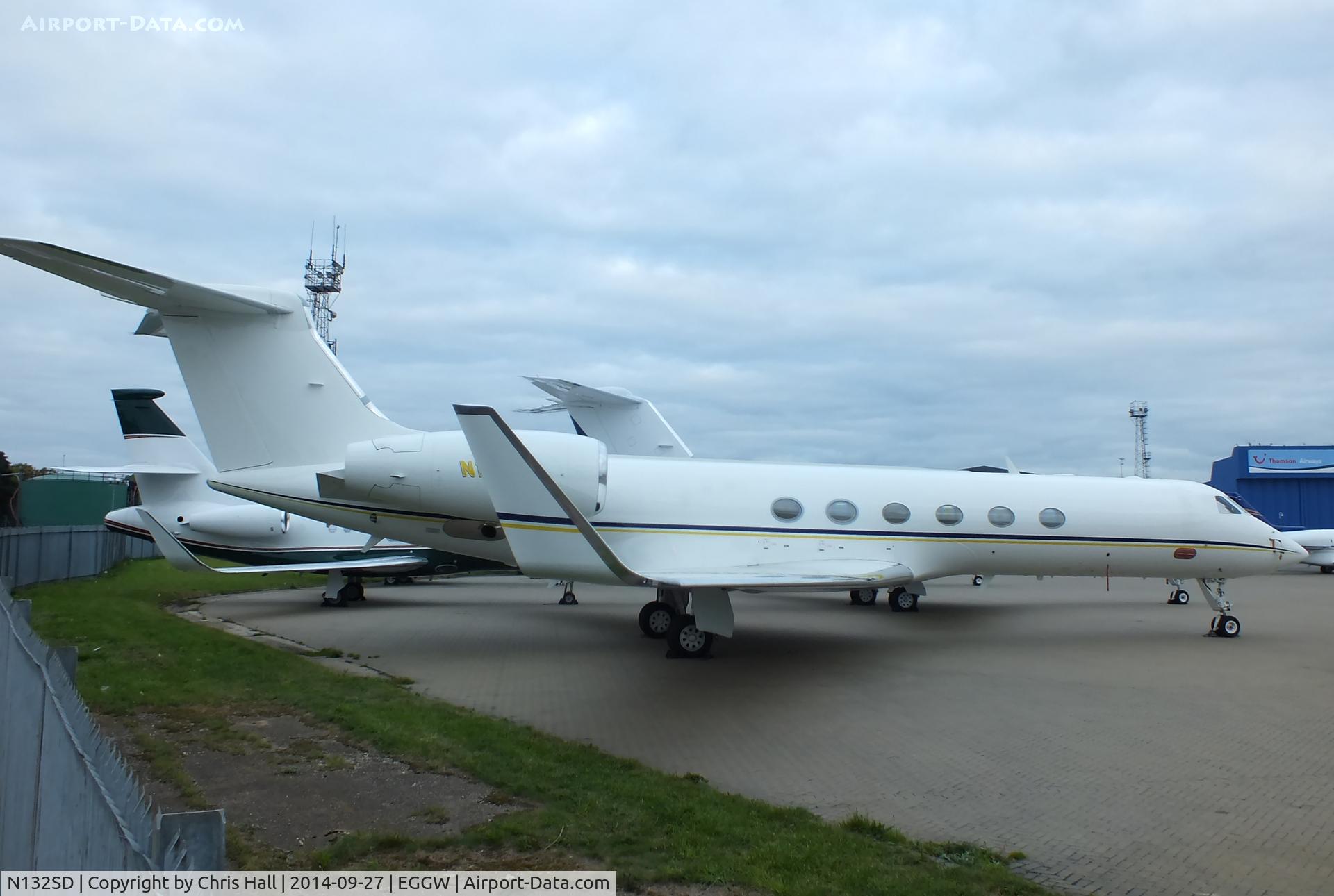 N132SD, 1998 Gulfstream Aerospace G-V C/N 537, Excel Aire Service LLC