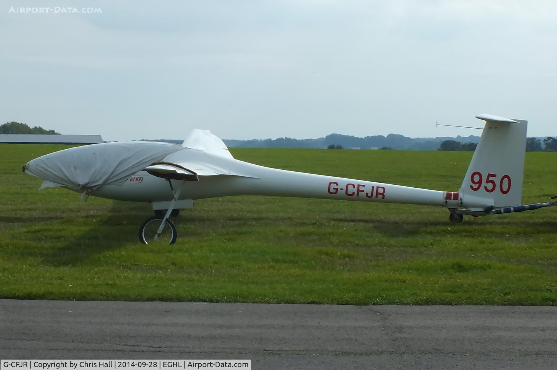 G-CFJR, 1978 Elan DG-300 Club C/N 3E270C2, at Lasham