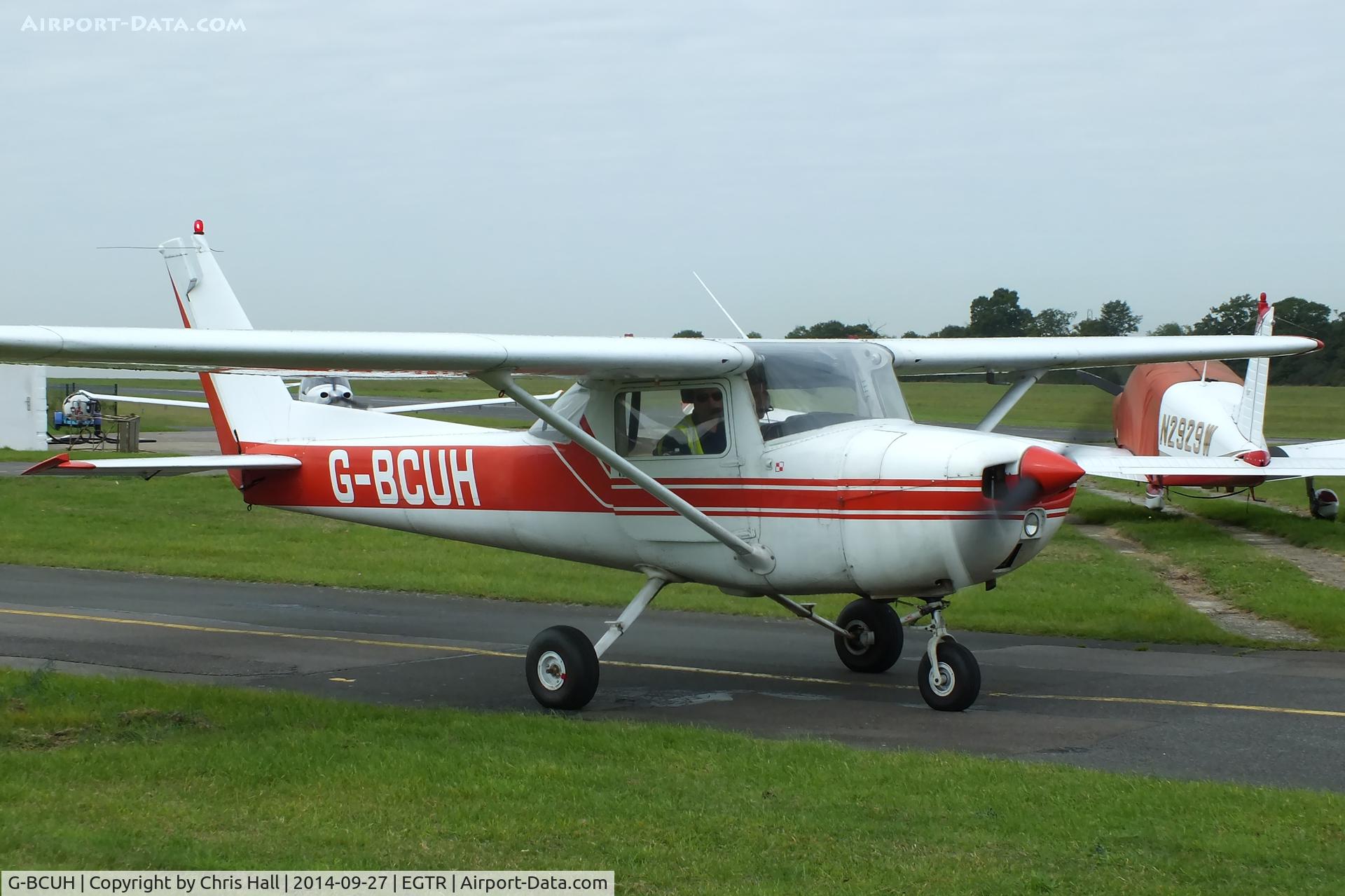 G-BCUH, 1975 Cessna F150M C/N 1195, Elstree resident