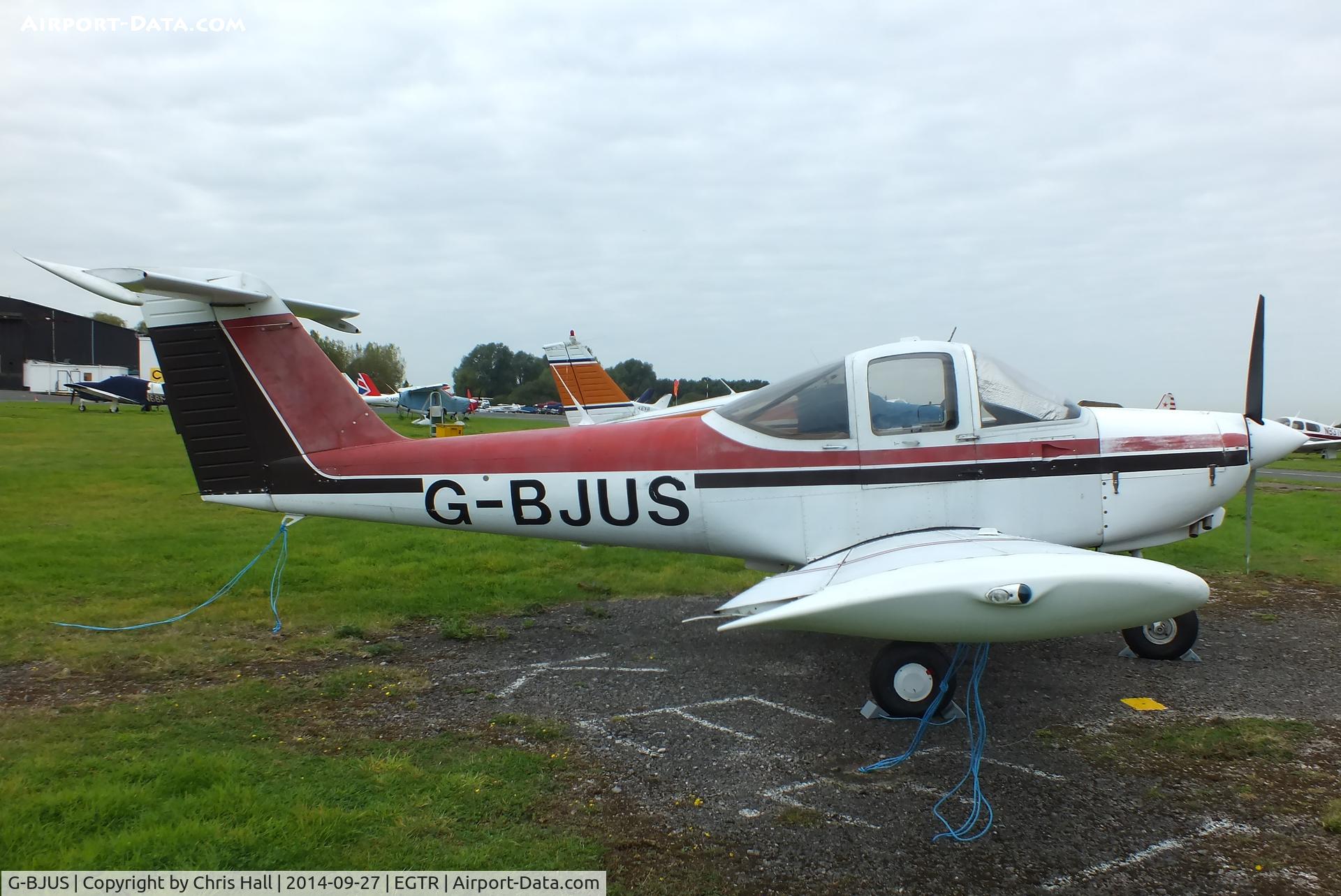 G-BJUS, 1980 Piper PA-38-112 Tomahawk Tomahawk C/N 38-80A0065, Elstree resident