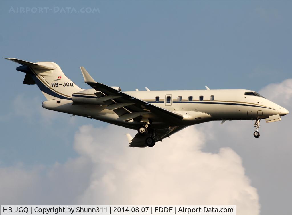 HB-JGQ, 2008 Bombardier Challenger 300 (BD-100-1A10) C/N 20237, Landing rwy 25L