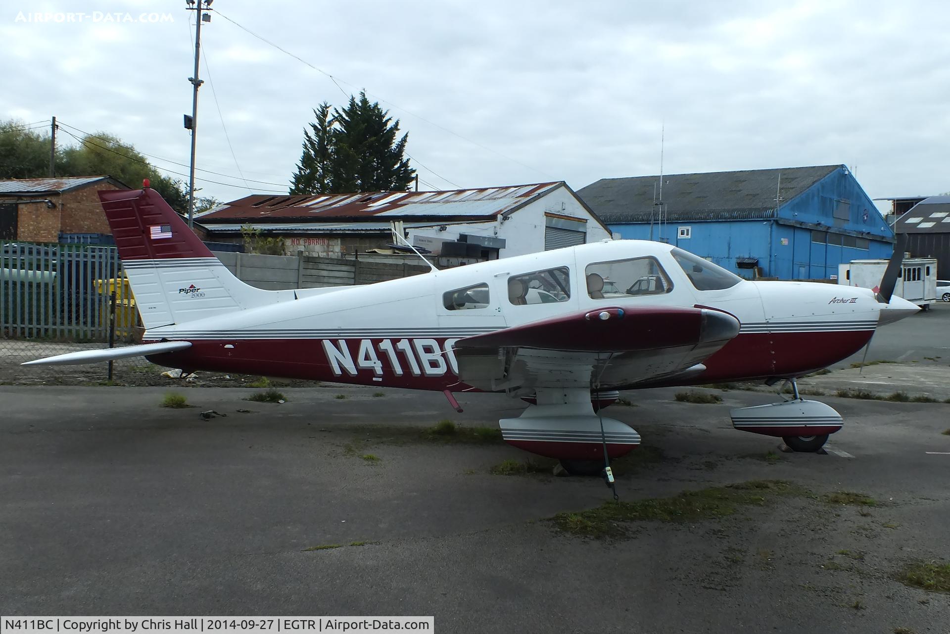 N411BC, 2000 Piper PA-28-181 C/N 2843339, Elstree resident