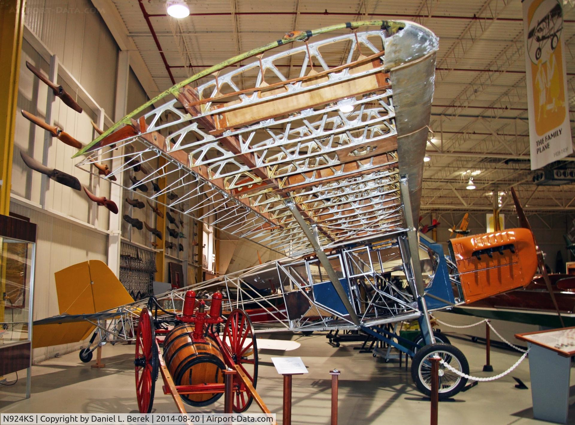 N924KS, 1927 Curtiss 50B Robin C/N 511, This 1927 original is displayed at the Glenn H. Curtiss Museum with some of the fabric removed to show off its internal framework.