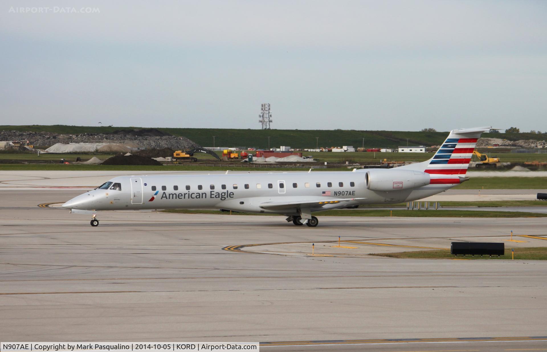N907AE, 2005 Embraer ERJ-145LR (EMB-145LR) C/N 14500895, EMB-145LR