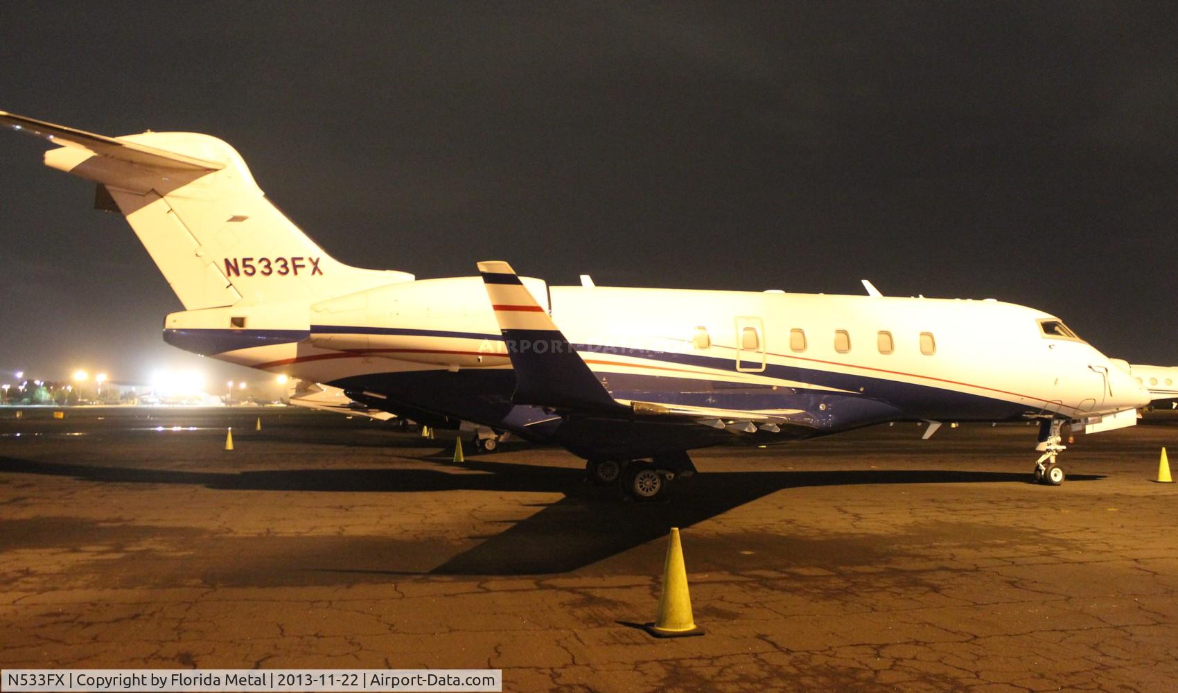 N533FX, 2007 Bombardier Challenger 300 (BD-100-1A10) C/N 20160, Flexjet