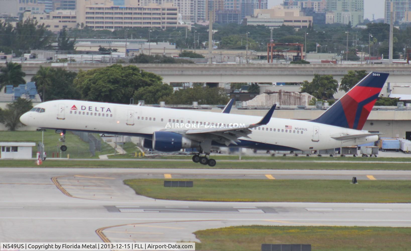 N549US, 1996 Boeing 757-251 C/N 26496, Delta
