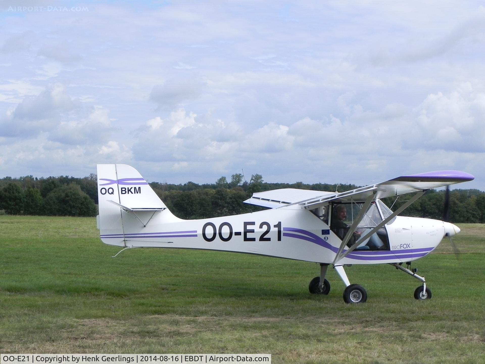 OO-E21, 2002 Aeropro Eurofox C/N 12402, Oldtimer Fly In , Schaffen Diest , 2014