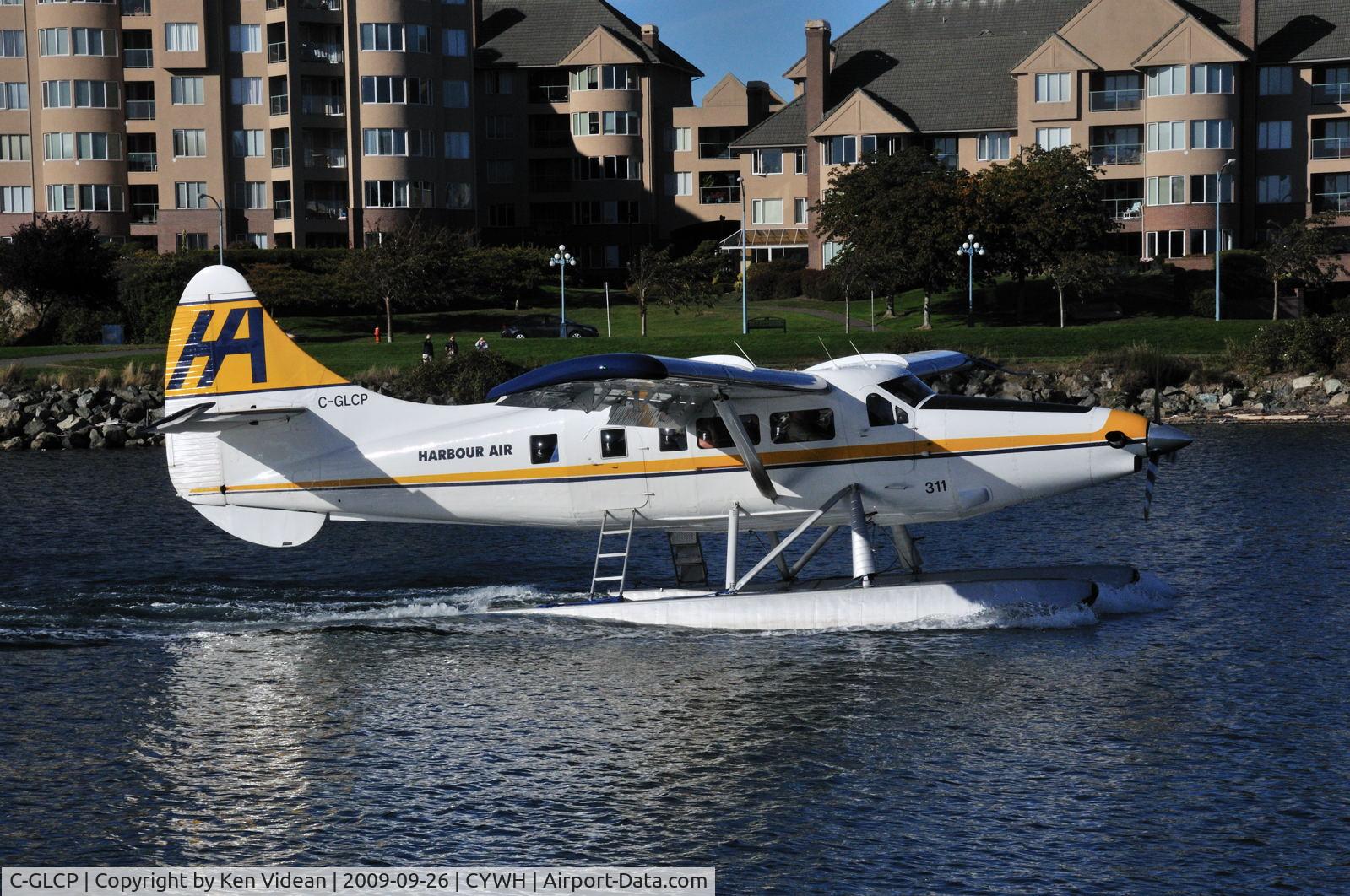 C-GLCP, 1961 De Havilland Canada DHC-3T Vazar Turbine Otter C/N 422, Taxiing in after landing.
