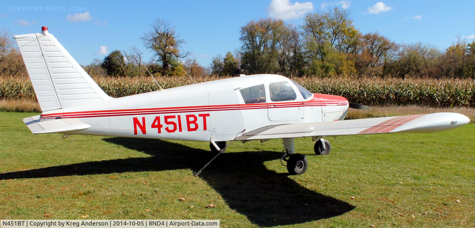 N451BT, 1967 Piper PA-28-140 C/N 28-23951, Piper PA-28-140 Cherokee sitting in the sun in Manvel, ND.