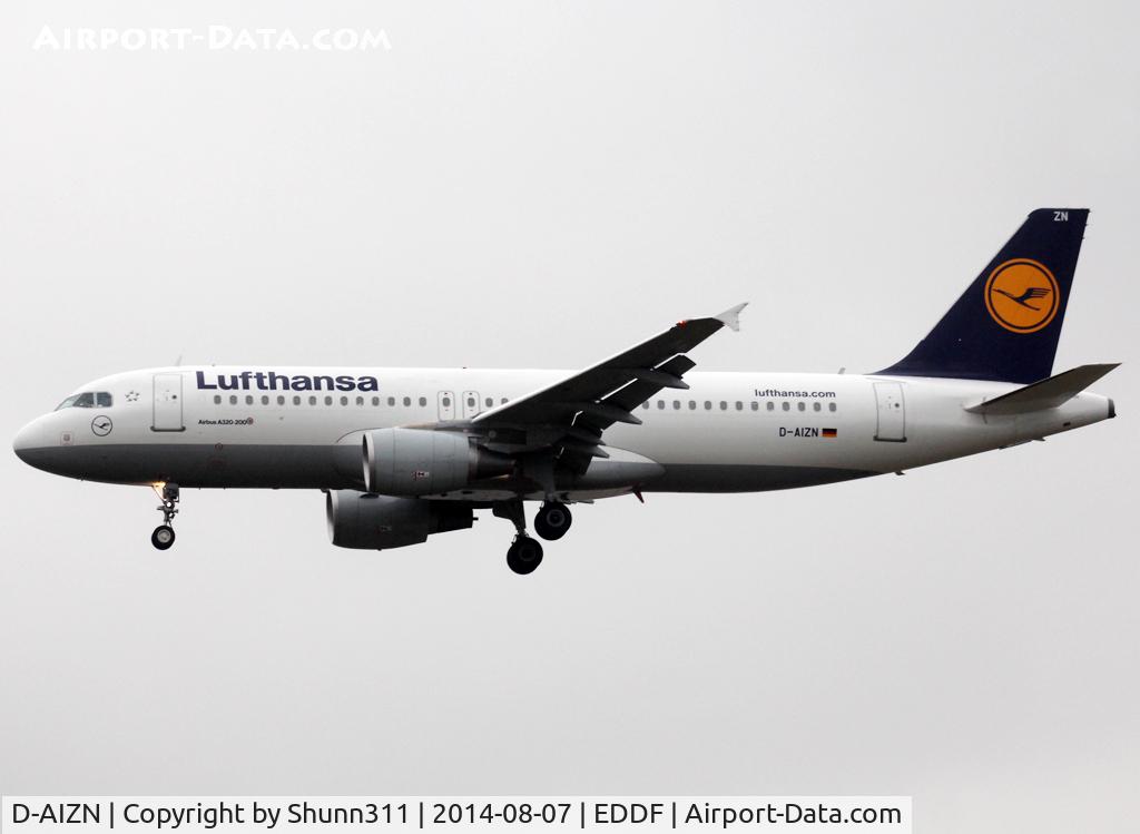 D-AIZN, 2012 Airbus A320-214 C/N 5425, Landing rwy 25L