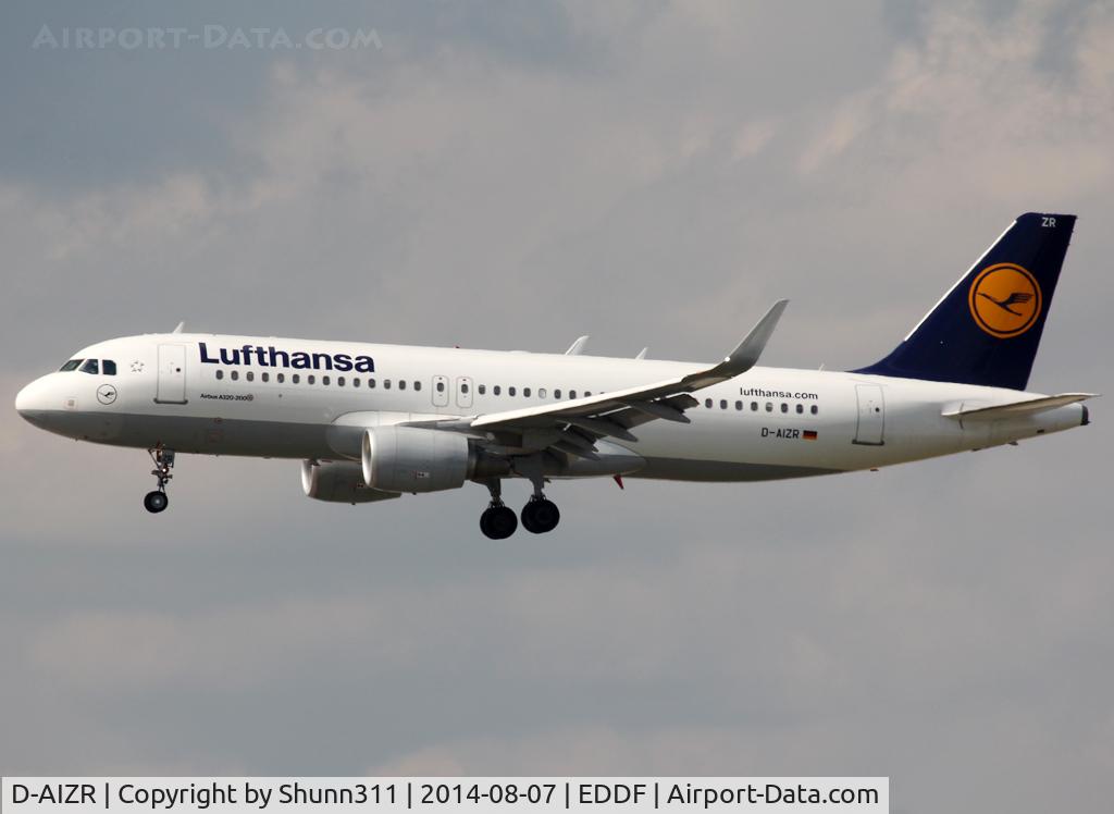 D-AIZR, 2013 Airbus A320-214 C/N 5525, Landing rwy 25L