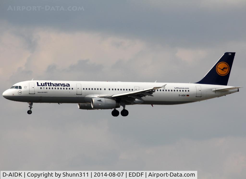 D-AIDK, 2011 Airbus A321-231 C/N 4819, Landing rwy 25L