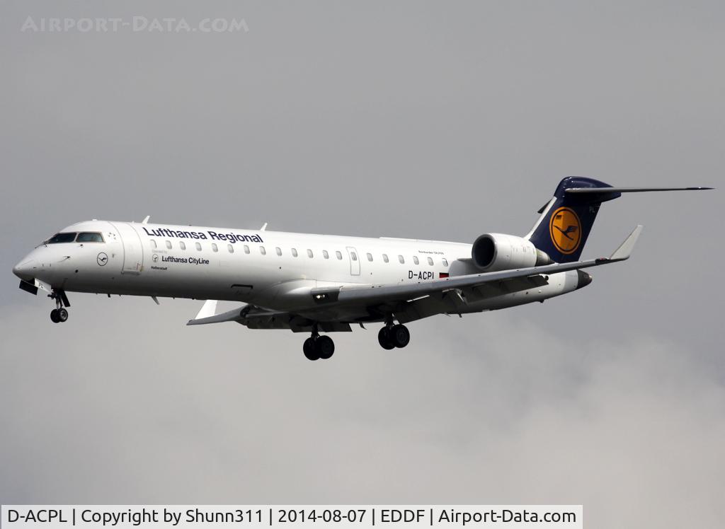 D-ACPL, 2002 Canadair CRJ-701ER (CL-600-2C10) Regional Jet C/N 10076, Landing rwy 25L