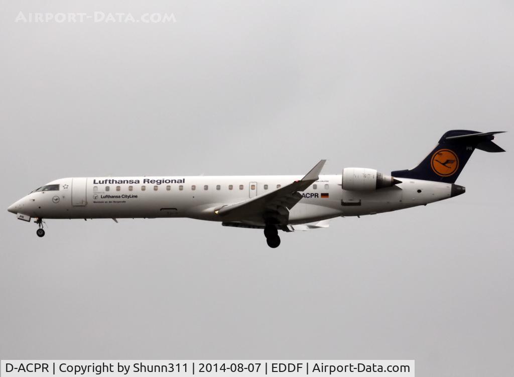 D-ACPR, 2003 Canadair CRJ-701ER (CL-600-2C10) Regional Jet C/N 10098, Landing rwy 25L