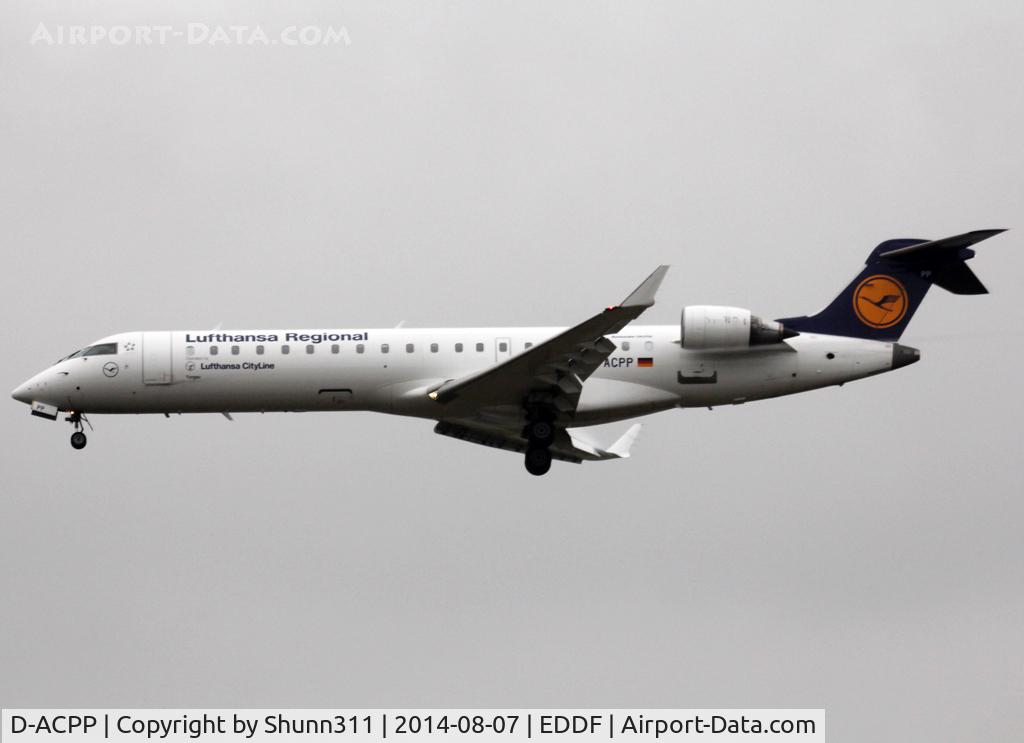 D-ACPP, 2003 Bombardier CRJ-701ER (CL-600-2C10) Regional Jet C/N 10086, Landing rwy 25L