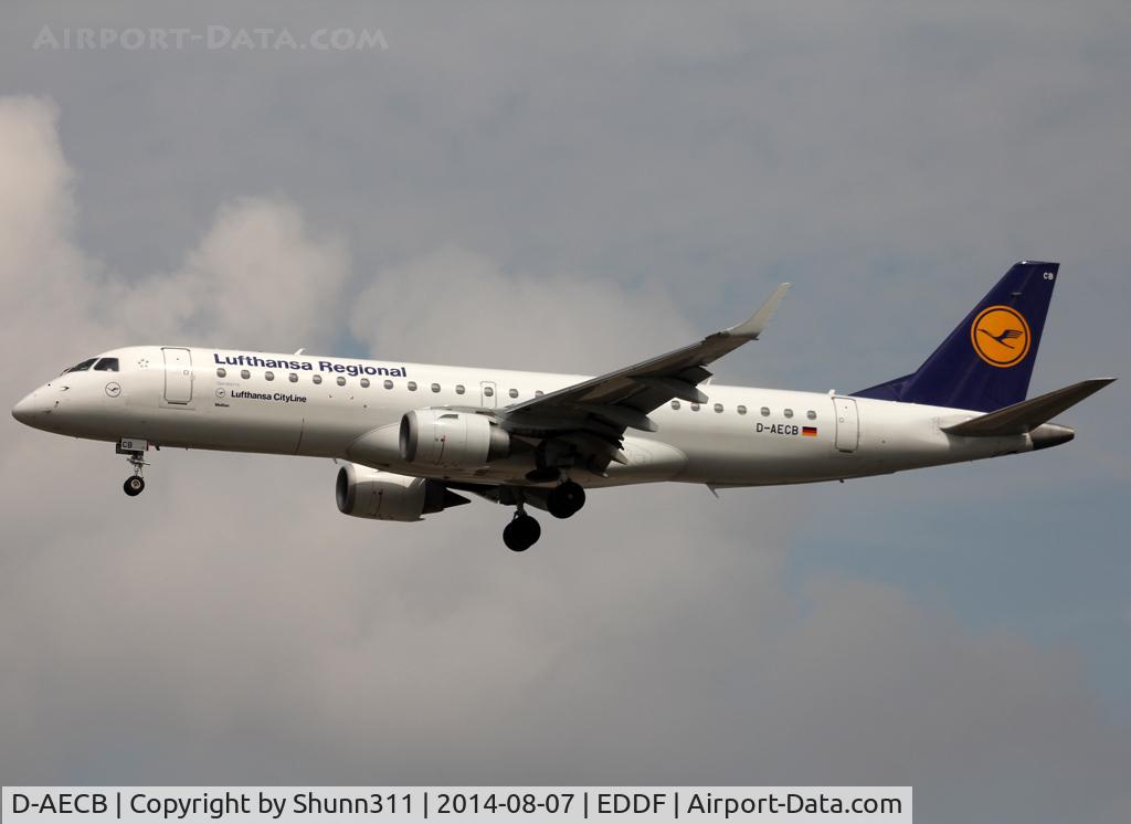 D-AECB, 2009 Embraer 190LR (ERJ-190-100LR) C/N 19000332, Landing rwy 25L