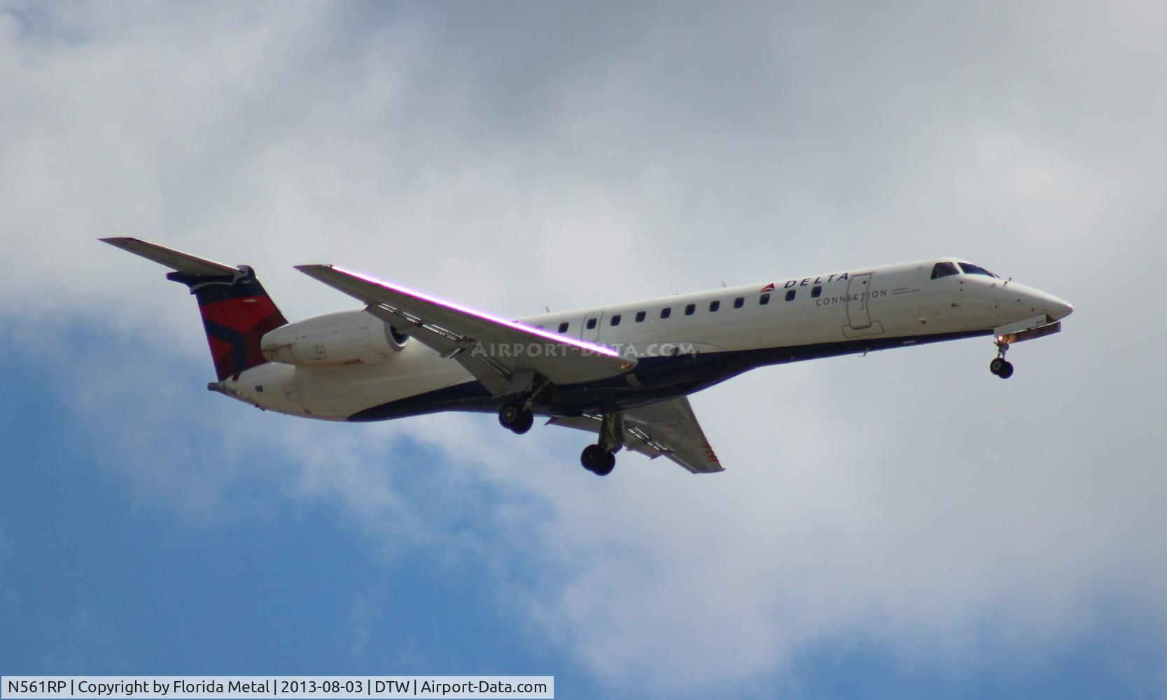 N561RP, 2002 Embraer ERJ-145LR (EMB-145LR) C/N 145447, Delta Connection E145