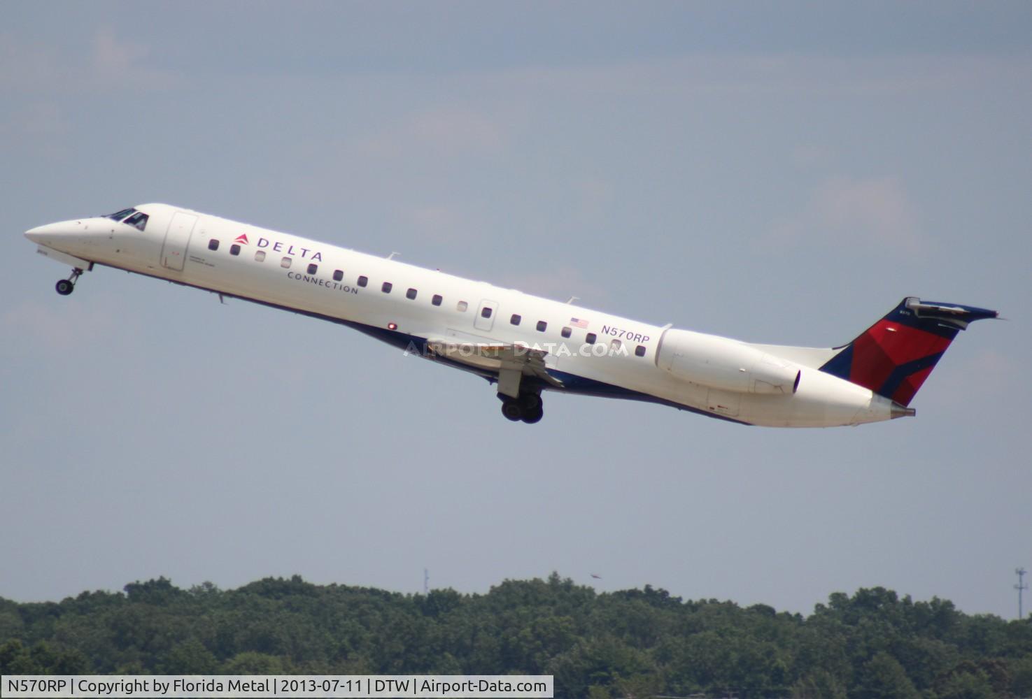 N570RP, 2004 Embraer ERJ-145LR (EMB-145LR) C/N 14500821, Delta E145