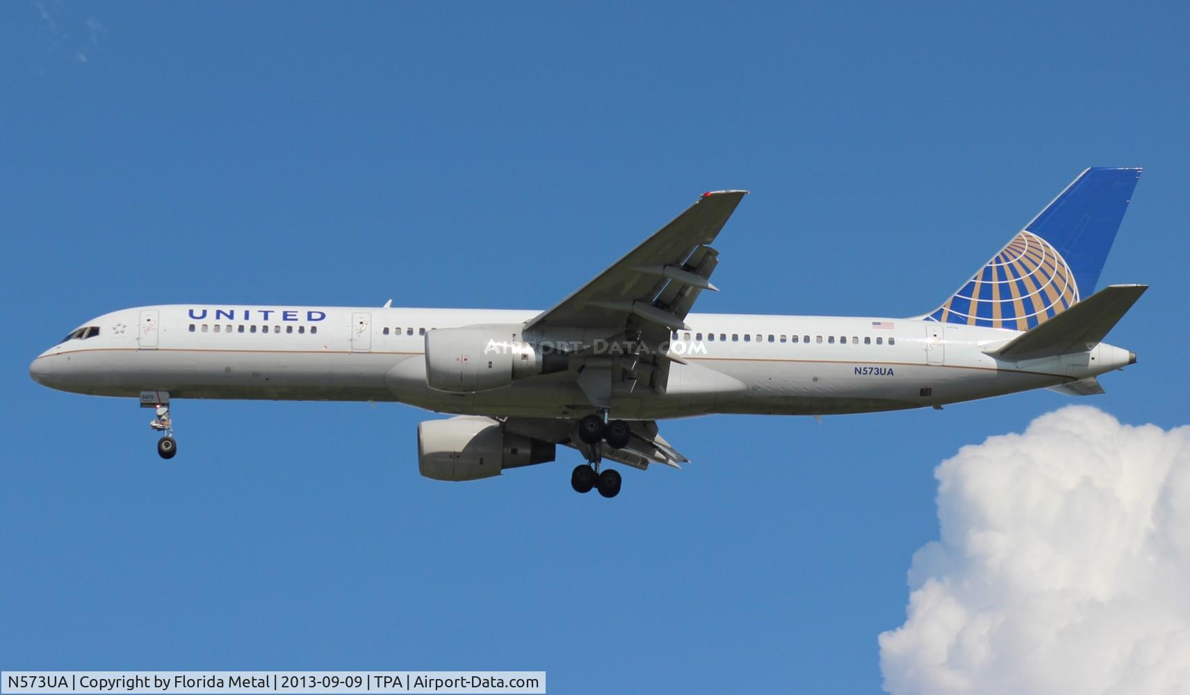 N573UA, 1992 Boeing 757-222 C/N 26685, United 757-200