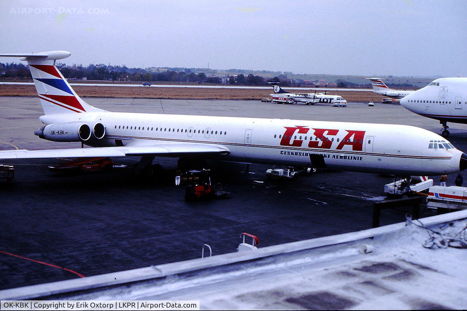 OK-KBK, 1980 Ilyushin Il-62M C/N 1035435, OK-KBK in PRG 1992-10