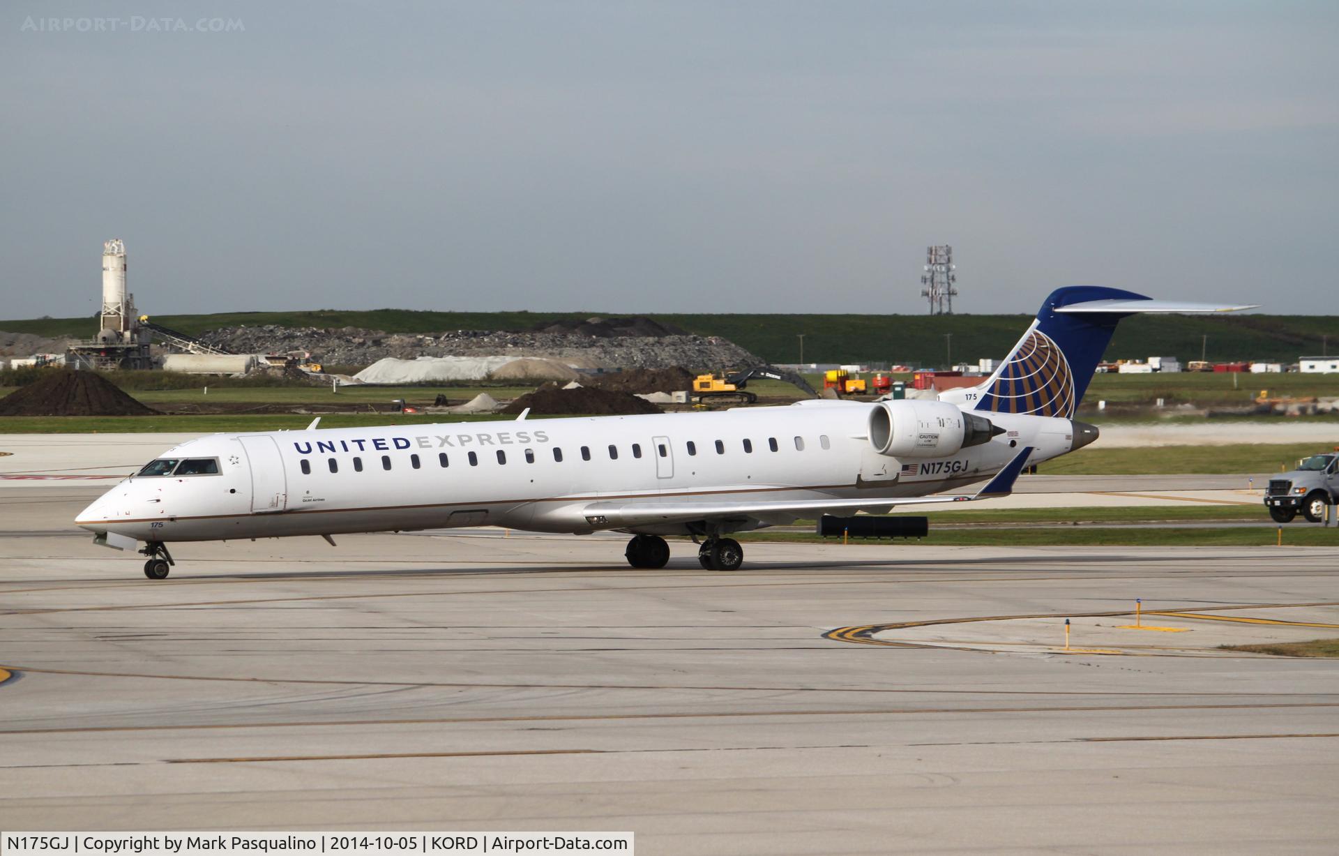 N175GJ, 2009 Bombardier CRJ-702 (CL-600-2C10) C/N 10297, CL-600-2C10