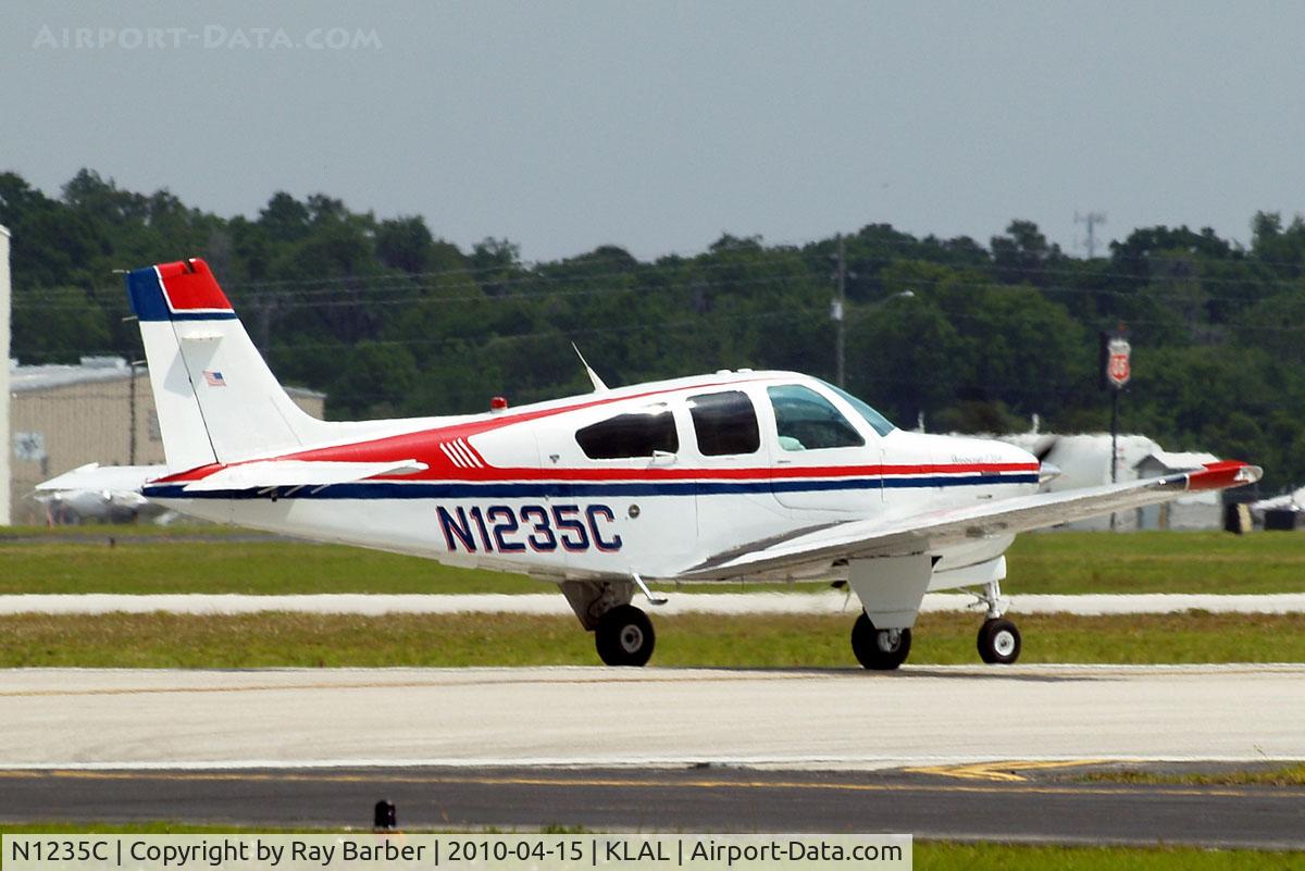 N1235C, 1988 Beech F33A Bonanza C/N CE-1235, Beech F33A Bonanza [CE-1235] Lakeland-Linder~N 15/04/2010