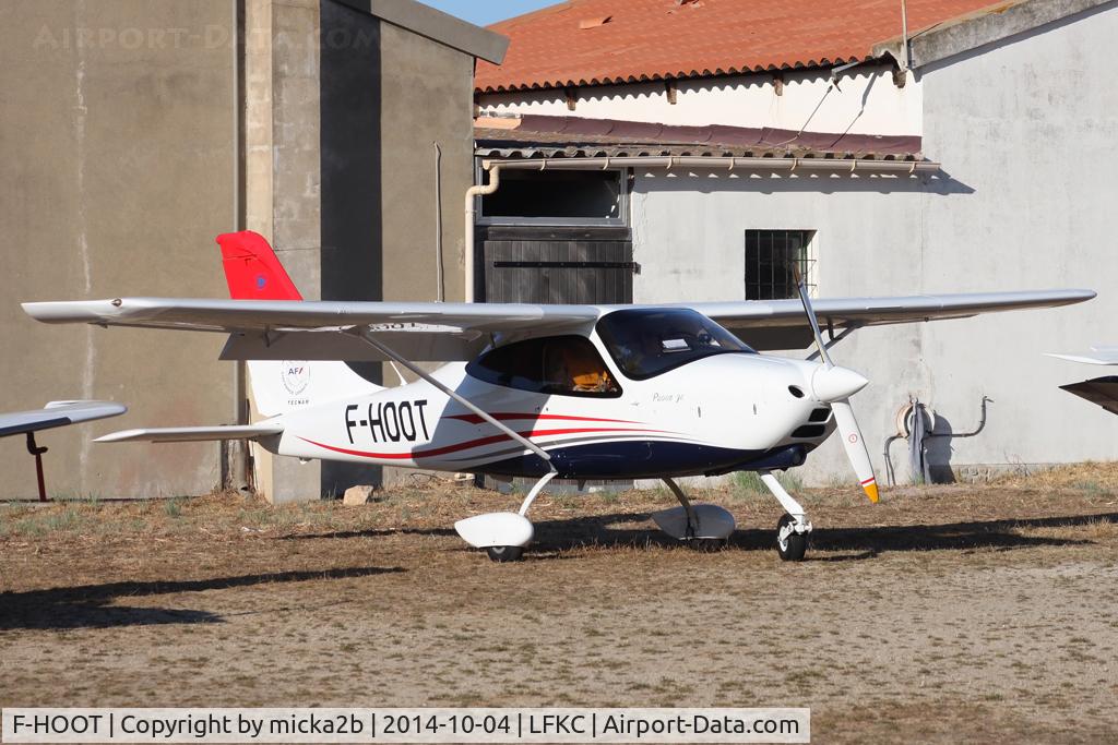 F-HOOT, Tecnam P-2008JC C/N 1024, Parked